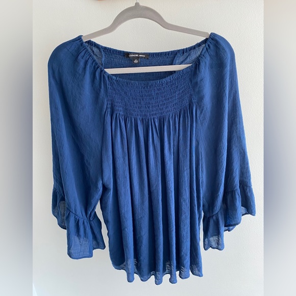 Zac & Rachel Tops - Zac & Rachel Woman breezy blue blouse. Size 2X. Elegant 3/4 sleeves.